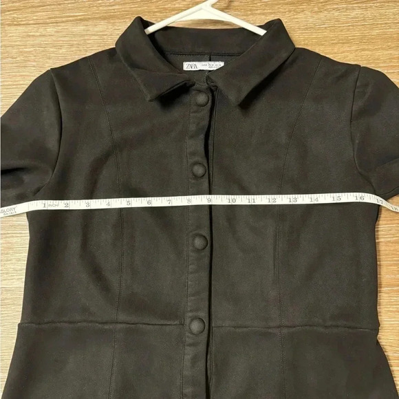 Zara Black Faux Suede Collared Mini Dress Snap Down EUC Size M Chic Classic - Picture 7 of 9